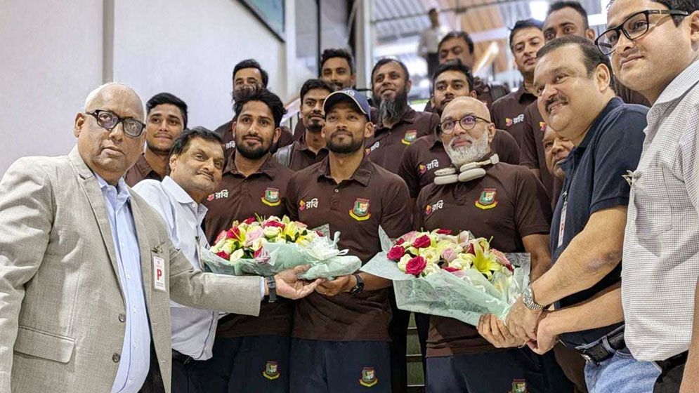 দেশ ফিরল টাইগাররা 