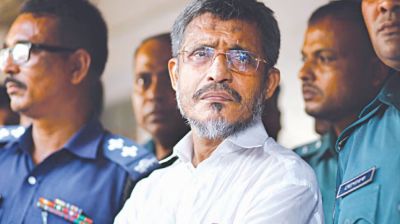 কেন বাবরকে নিয়ে আলোচনা থামছেই না