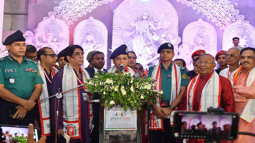 দুর্গাপূজা ঘিরে ৩৫ অপ্রীতিকর ঘটনা, আটক ১৭: আইজিপি