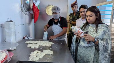 আকিজ বেকারিকে ৪ লাখ টাকা জরিমানা