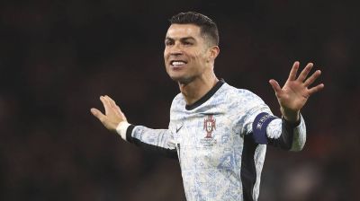 সবচেয়ে বেশি পারিশ্রমিক পাওয়া ফুটবলার রোনালদো