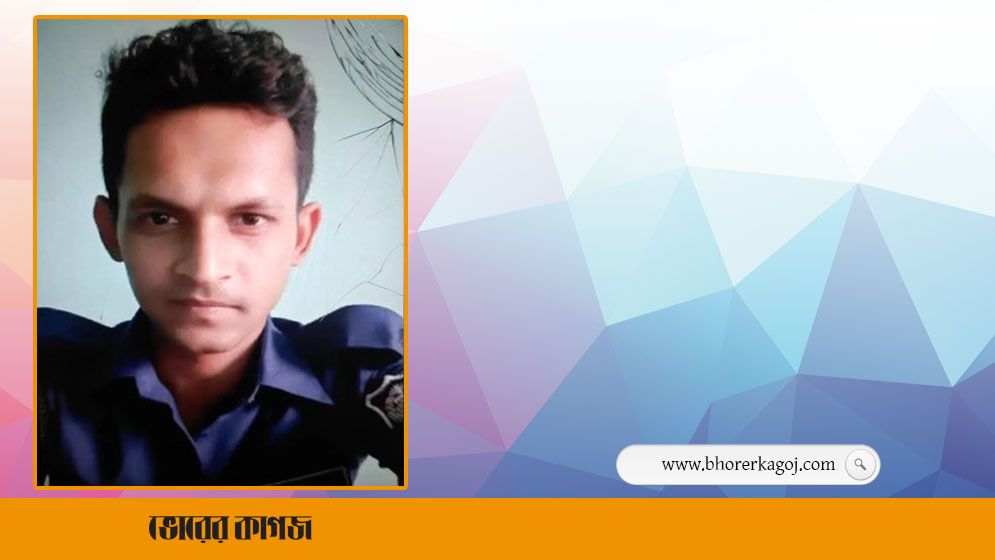 স্কুলছাত্রীকে নিয়ে পালালো পুলিশ সদস্য
