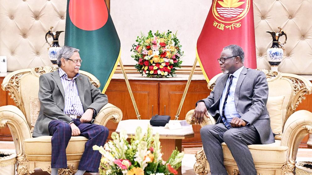 রাষ্ট্রপতির সঙ্গে ঘানার হাইকমিশনারের বিদায়ী সাক্ষাৎ
