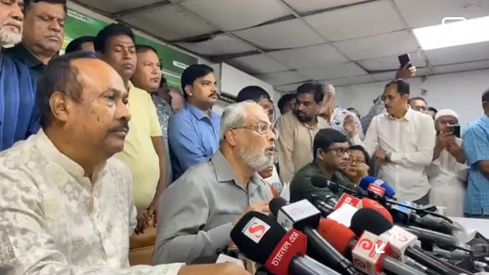 আ.লীগের অপকর্মের সঙ্গে জাতীয় পার্টি জড়িত নয়