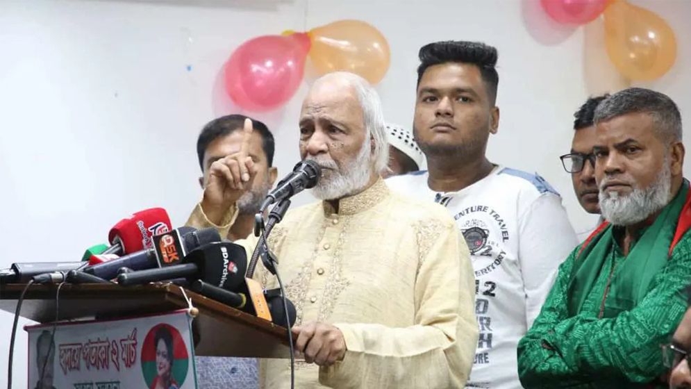 অন্তর্বর্তী সরকারকে সঠিক ইতিহাস নির্ধারণের আহ্বান মঈন খানের