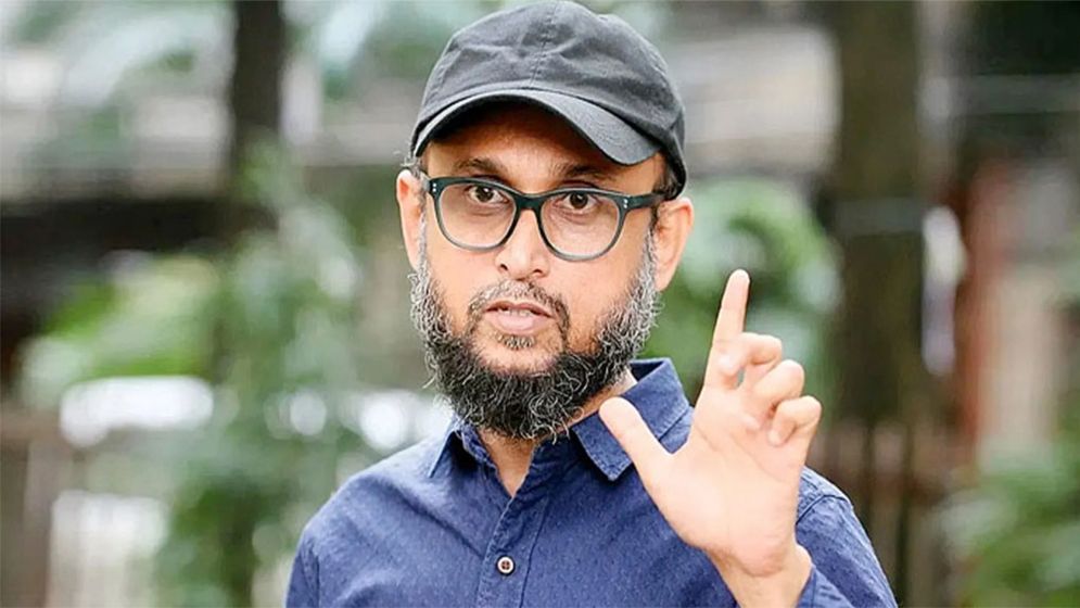 ‘শাপলা চত্বর জঞ্জাল মুক্ত হয়েছে’, স্ট্যাটাস নিয়ে যা জানালেন ফারুকী