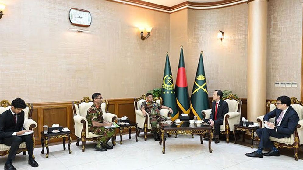 সেনাবাহিনী প্রধানের সঙ্গে সিঙ্গাপুরের হাইকমিশনারের সাক্ষাৎ, যে আলাপ হলো