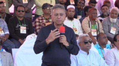 নতুন বাংলাদেশের যাত্রায় আমাদের জয়ী হতে হবে: আমীর খসরু