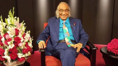 ‘লাল গোলাপ’ নিয়ে ফিরছেন শফিক রেহমান