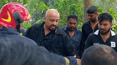 অল্পের জন্য প্রাণে বাঁচলেন চিত্রনায়ক রুবেল