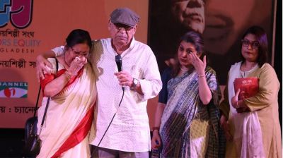 জীবনের ভয়ংকর সময়ের খবর জানালেন আবুল হায়াত