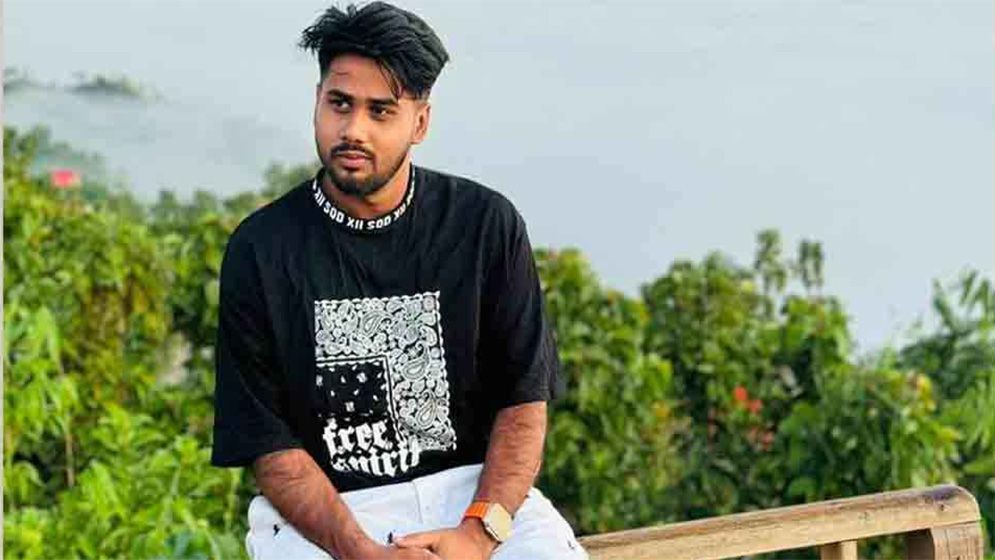 সাবেক ছাত্রলীগ নেতাকে কুপিয়ে হত্যা