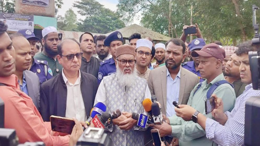 অ্যাডভোকেট সাইফুল ইসলাম খুনের সঙ্গে জড়িত কাউকে ছাড় দেয়া হবে না: ধর্ম উপদেষ্টা