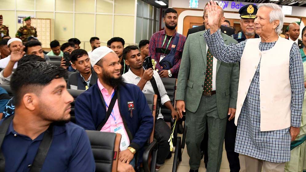 প্রধান উপদেষ্টার আজারবাইজান সফরে প্রাধান্য পাবে যেসব বিষয়