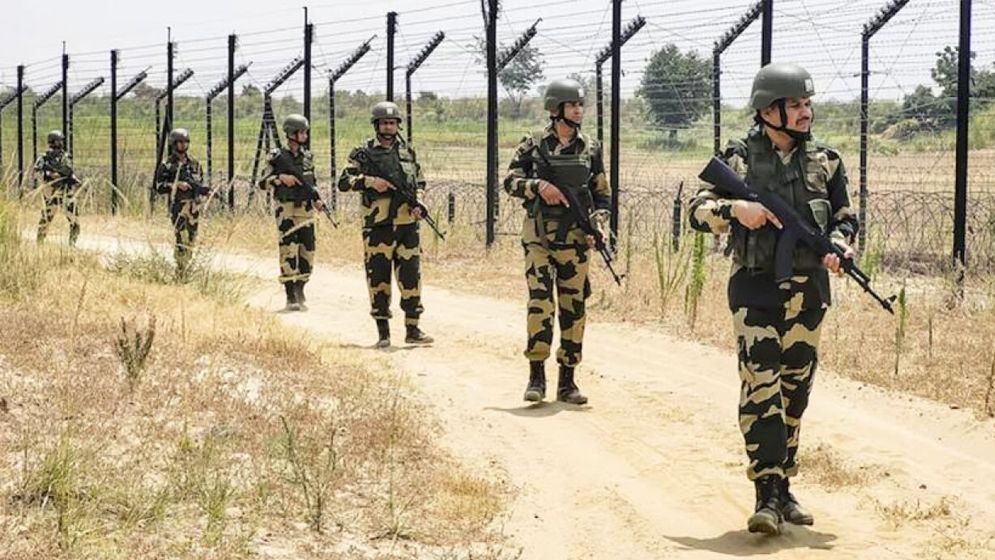 বাংলাদেশ সীমান্তে পশ্চিমবঙ্গের ৮ জেলায় নিরাপত্তা বাড়ালো ভারত