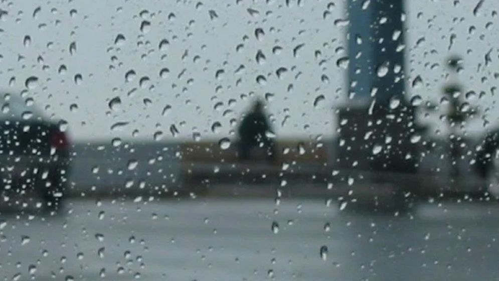 নিম্নচাপের প্রভাবে গুঁড়ি গুঁড়ি বৃষ্টি