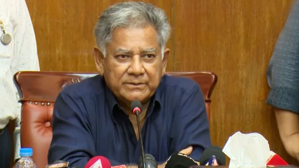 চাঁদাবাজি কারা করছেন, জানালেন উপদেষ্টা সাখাওয়াত হোসেন