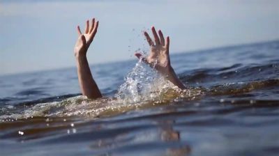 মাছধরা নৌকা উল্টে ২ জেলের মৃত্যু, নিখোঁজ ২