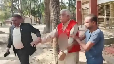 বীর মুক্তিযোদ্ধাকে জুতার মালা, প্রধান উপদেষ্টার প্রেস উইংয়ের তীব্র নিন্দা
