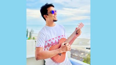 মাঝরাতে গায়ক তাসরিফের সামনে ‘সিনেমাটিক’ ছিনতাই