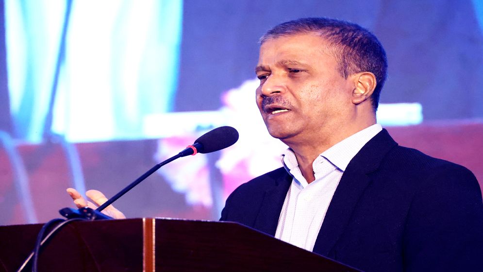 দেশ গড়ার দ্বিতীয় সুযোগ যেন হাতছাড়া না হয়: আসিফ নজরুল