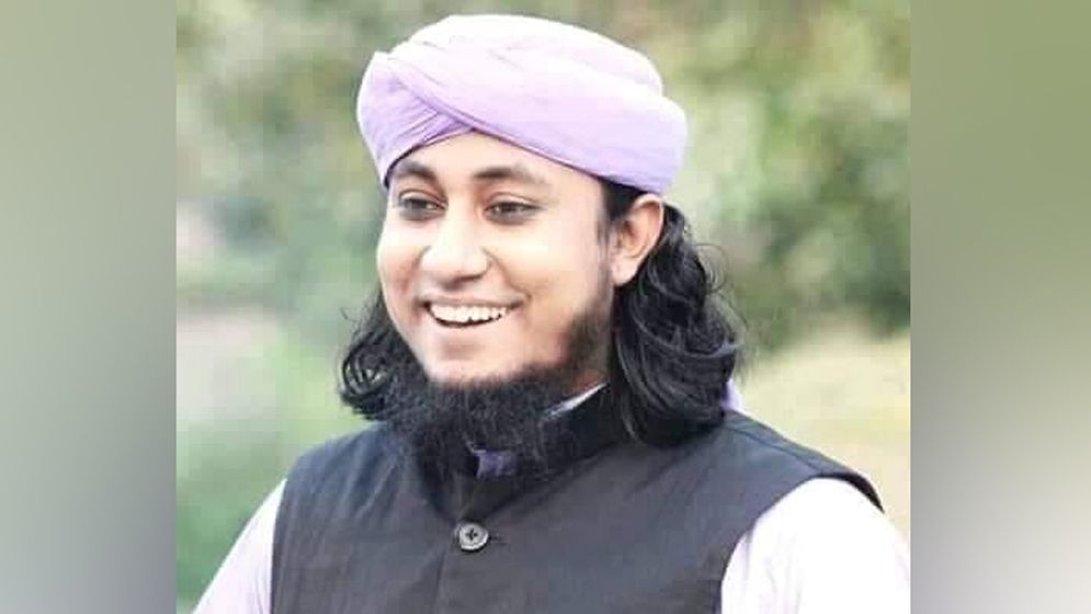 বিলের পানিতে ঝাঁপিয়ে পড়ে গ্রেপ্তার এড়ালেন তাহেরি