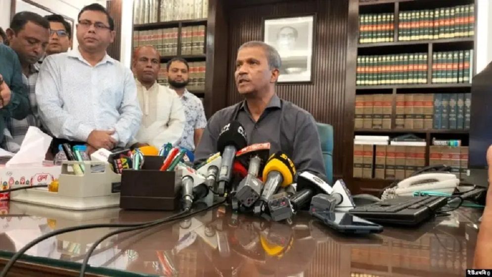 দুই সপ্তাহের মধ্যে সাইবার নিরাপত্তা আইনের সব মামলা প্রত্যাহার: আসিফ নজরুল