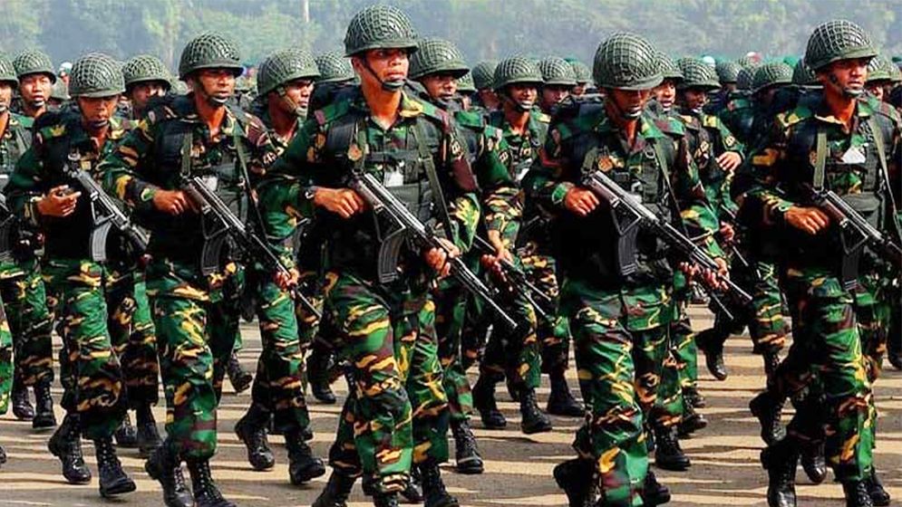 বাংলাদেশের সেনাবাহিনীতে কোন দেশের কী অস্ত্র আছে?