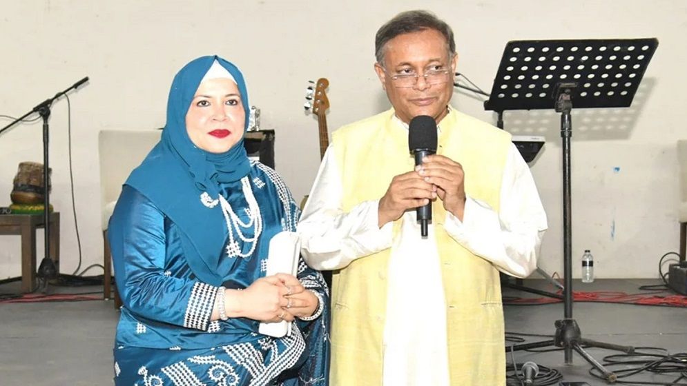 স্ত্রী-মেয়েসহ সাবেক মন্ত্রী হাছান মাহমুদের ৭৭ ব্যাংক হিসাব অবরুদ্ধ