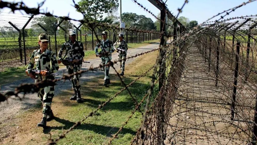 বাংলাদেশি অনুপ্রবেশকারীদের নিয়ে ভারতীয় গণমাধ্যম কেন সরব?