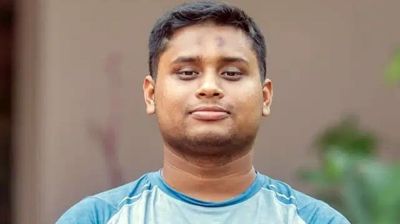 সমন্বয়কদের বিরুদ্ধে দুর্নীতির অভিযোগ নিয়ে হাসনাতের পোস্ট