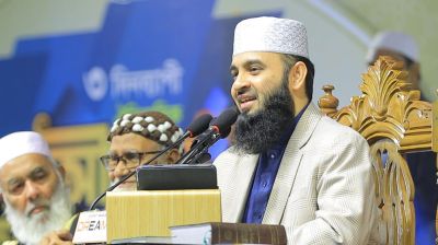 মাহফিলে ‘তুমি’ সম্বোধনের কার‌ণ নিয়ে যা বললেন আজহারী