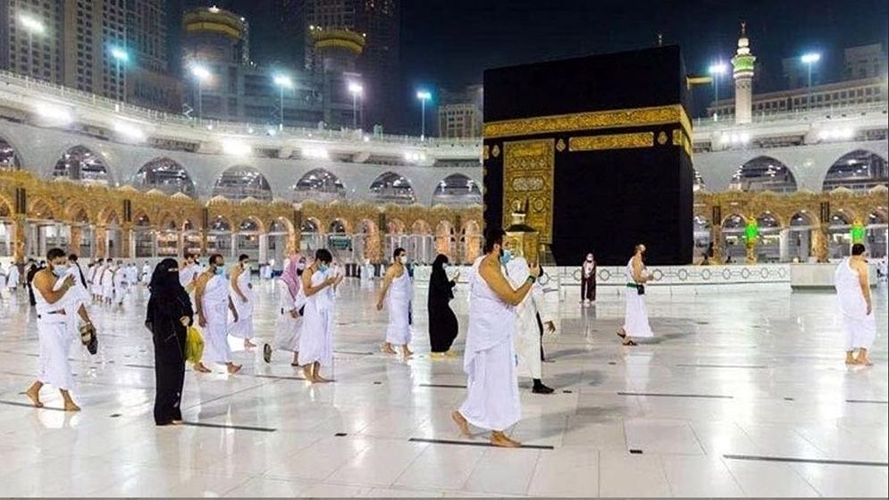 ওমরাহ যাত্রীদের টিকা দেবে সরকার, লাগবে পাসপোর্ট