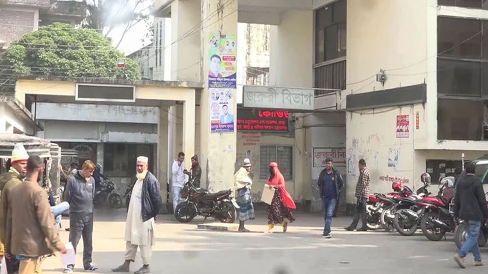মোটরসাইকেল নিয়ন্ত্রণ হারিয়ে গাছের সঙ্গে ধাক্কা, ২ স্কুল শিক্ষার্থী নিহত