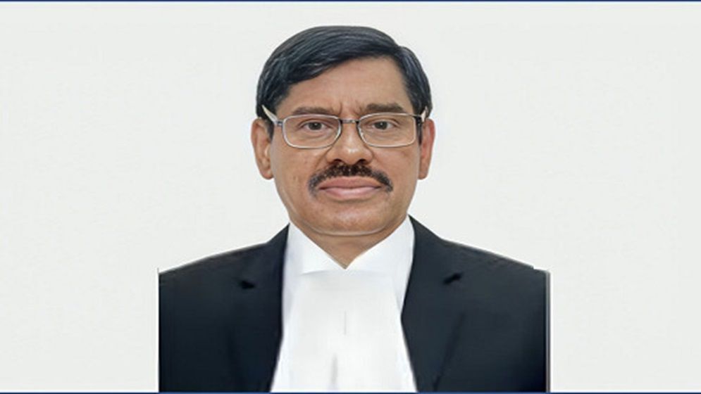 সেই বিচারপতির পদত্যাগপত্র গ্রহণ করেছেন রাষ্ট্রপতি