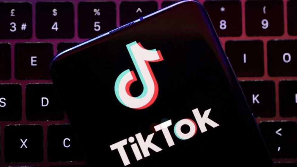 যুক্তরাষ্ট্র থেকে পাকিস্তানে এনে মেয়েকে গুলি করে হত্যা!