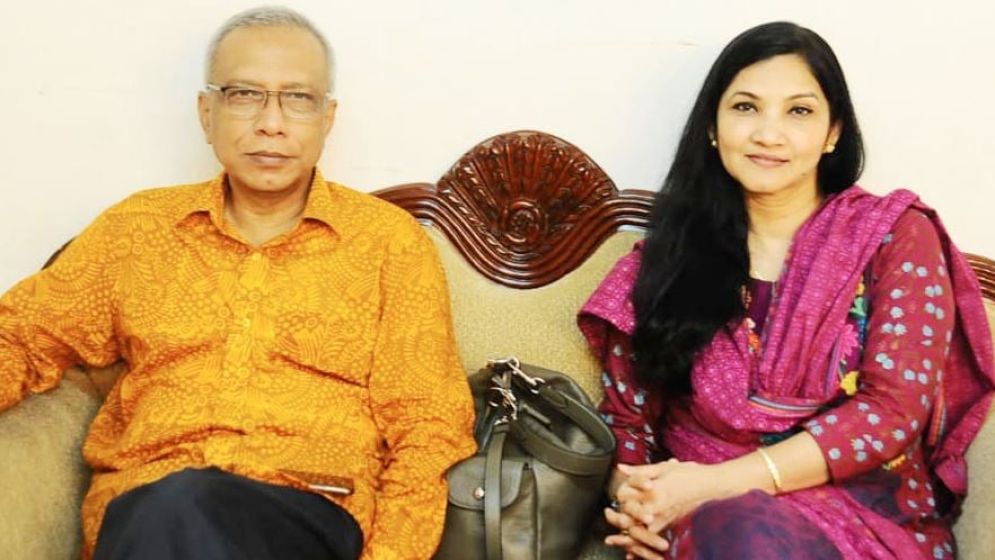 স্ত্রীসহ সাবেক প্রেস সচিব নাঈমুল ইসলাম খানের আয়কর নথি জব্দ