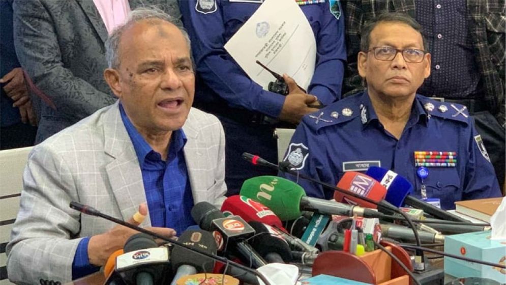 ডেভিল হান্টে ছোট-বড় সব অপরাধী ধরা পড়বে: স্বরাষ্ট্র উপদেষ্টা