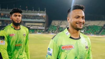 পিএসএলের চ্যাম্পিয়ন সাকিব-রিশাদদের লাহোর