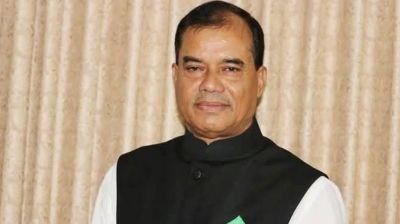 বিমানবন্দরে আওয়ামী লীগ নেতা গিয়াস উদ্দিন গ্রেপ্তার