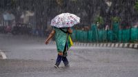 সাগরে নিম্নচাপ: বৃষ্টি নিয়ে নতুন বার্তা আবহাওয়া অফিসের