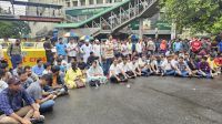 শাহবাগ ও ইন্টারকন্টিনেন্টাল মোড় অবরোধ, যান চলাচল বন্ধ