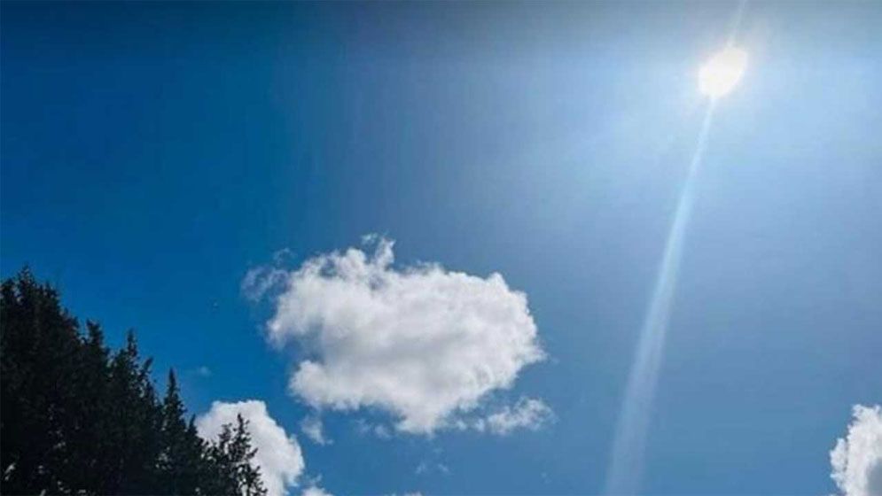 আজ কিছুটা কমবে ঢাকার গরম, আবহাওয়া থাকবে শুষ্ক