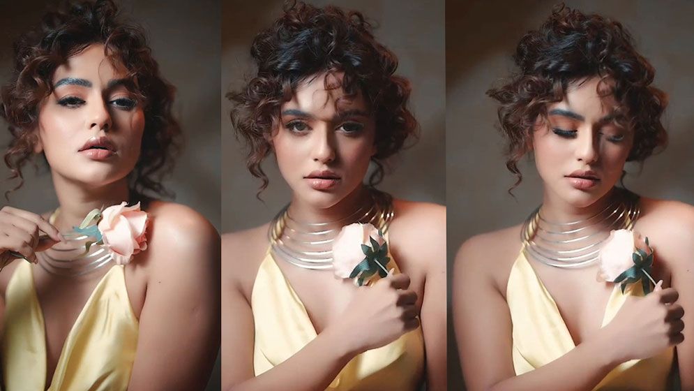 ২৪ সেকেন্ডের রিলসে ঝড় তুললেন ফারিয়া