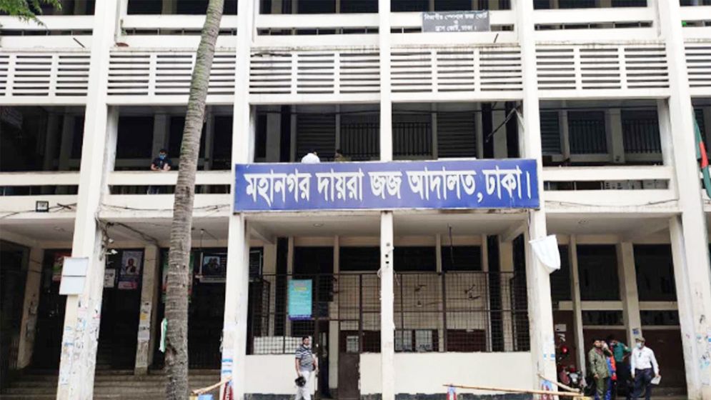 আদালত থেকে হত্যা মামলার আসামির পলায়ন