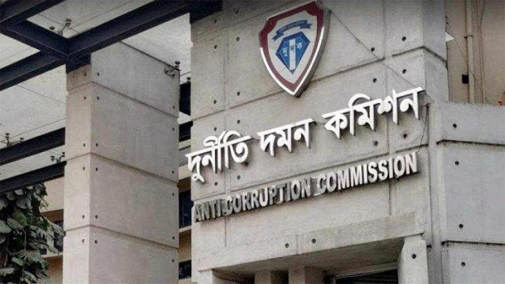 ওষুধ কোম্পানি নোভার্টিস বিক্রিতে অর্থ পাচারের অভিযোগ, তদন্তে দুদক