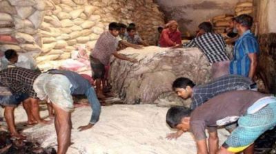 চামড়াশিল্পে সিন্ডিকেটের থাবা, বঞ্চিত এতিম ও দুস্থ