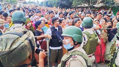 মণিপুর ফের উত্তাল, কারফিউ জারি