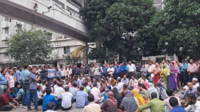 সরকারকে ৪৮ ঘণ্টার আলটিমেটাম কর্মকর্তা-কর্মচারীদের