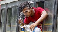 ঢাকাসহ ৪৯ জেলায় তাপপ্রবাহ
